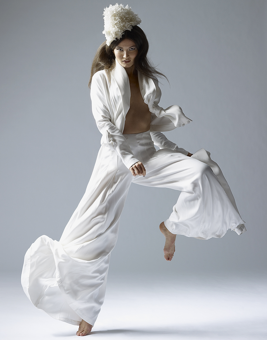 Nada - White