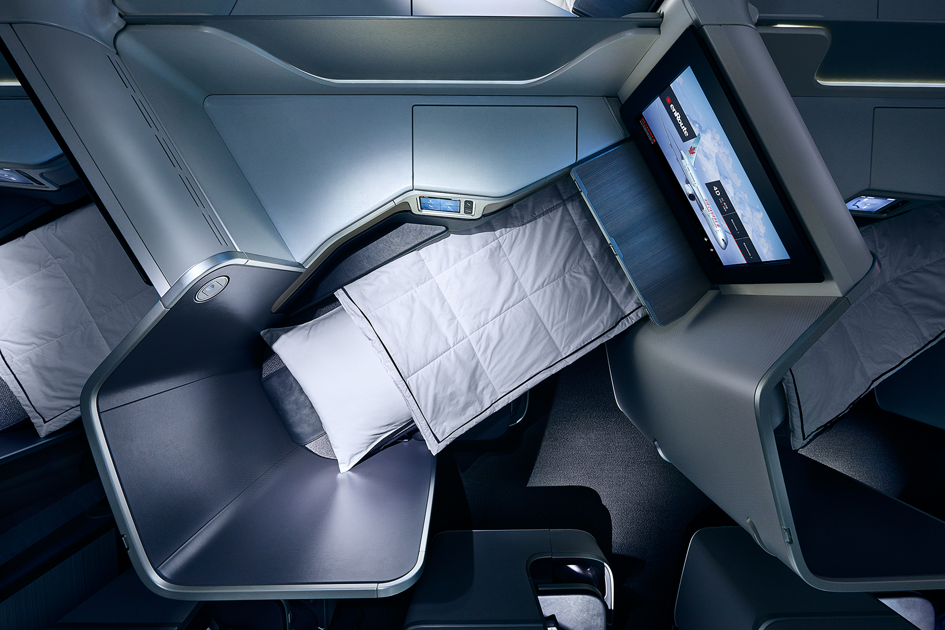 Air Canada Dreamliner - J-Class Sleeping Pod